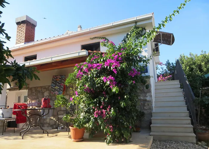 Artina 2 Hébergement de vacances *