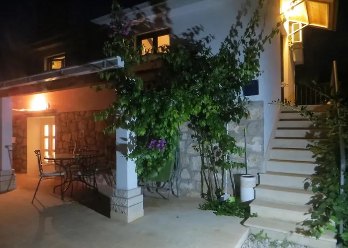 Artina 2 Lovište