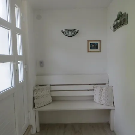 Holiday home Artina 2 *