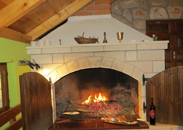 Ferienhaus Artina 2 Lovište