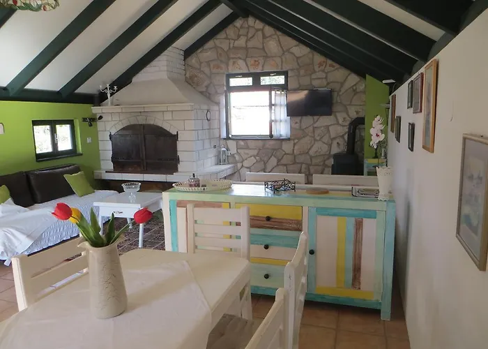 بيت للعطل Artina 2 Lovište